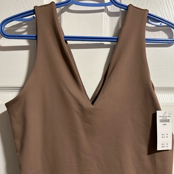 NWT A&F Seamless V Neck Bodysuit - Picture 3 of 11
